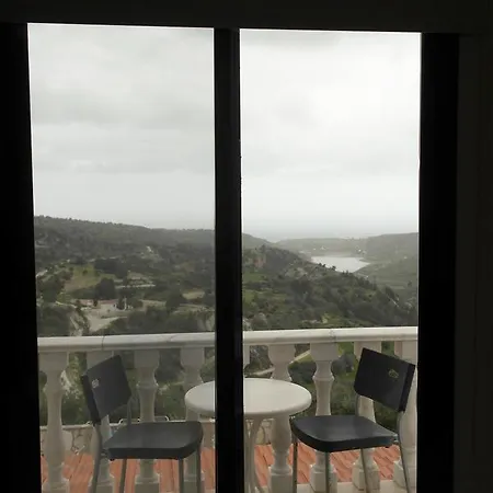 Adonis Palace And Bungalows 컨트리하우스 *