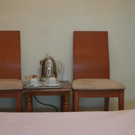 컨트리하우스 Adonis Palace And Bungalows Kili
