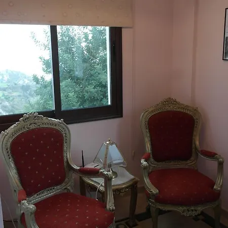Adonis Palace And Bungalows *