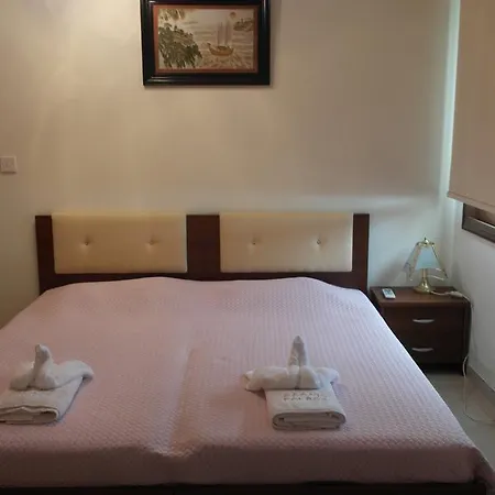 Adonis Palace And Bungalows Casa rural